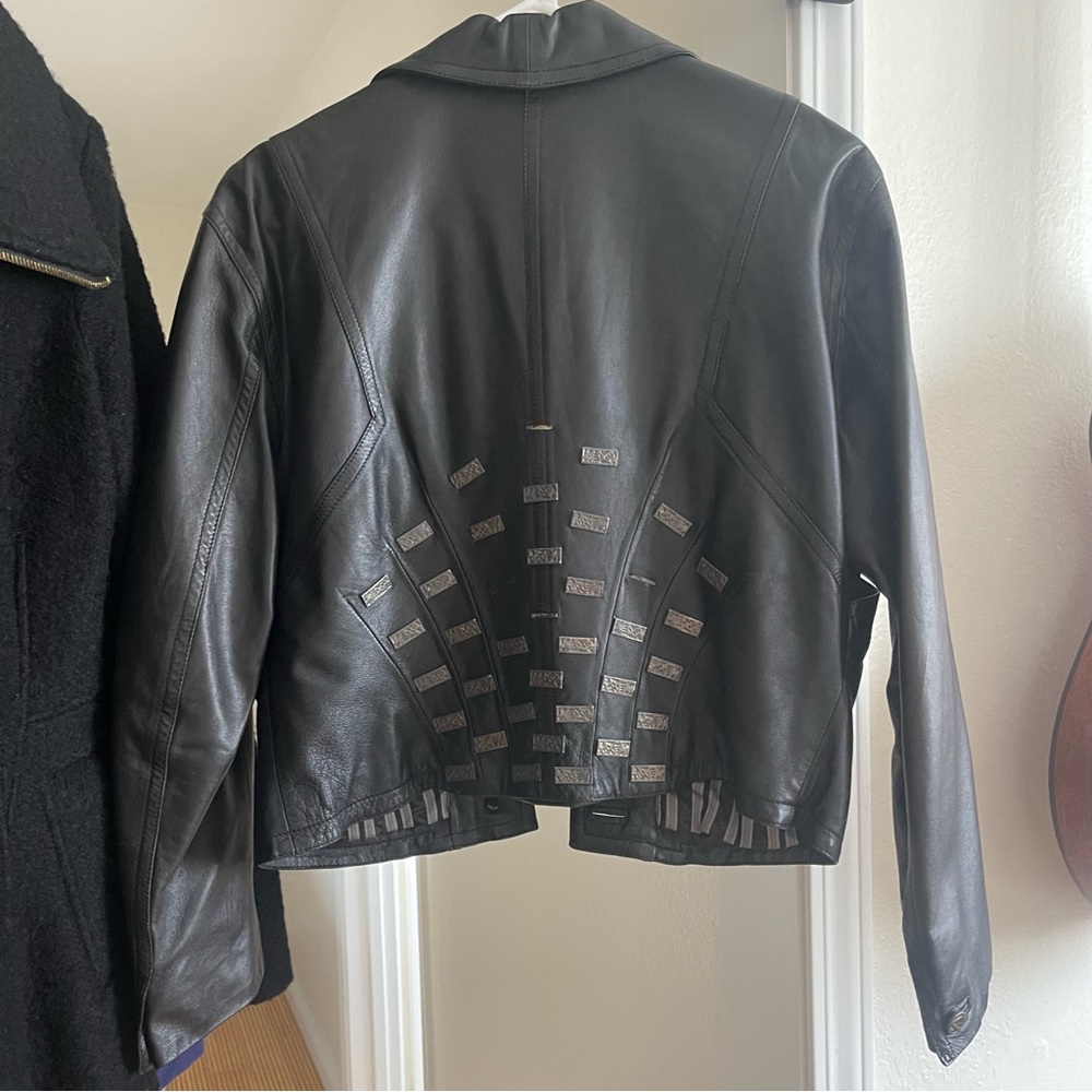 Vintage Beltrami Black Genuine Leather Jacket 1980’s silver details - Picture 5 of 5
